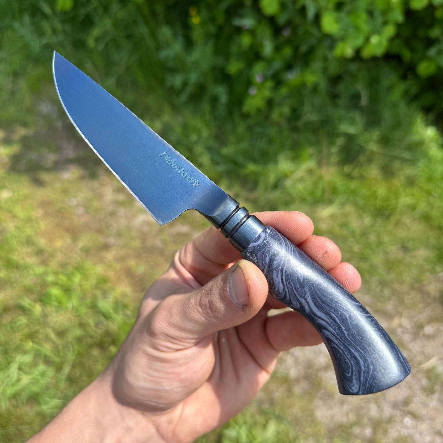 Couteau intégral